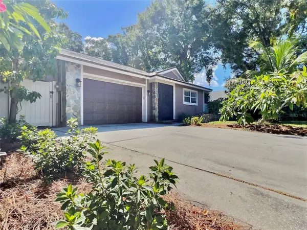3000 WHISPERING DR N, Largo, FL 33771
