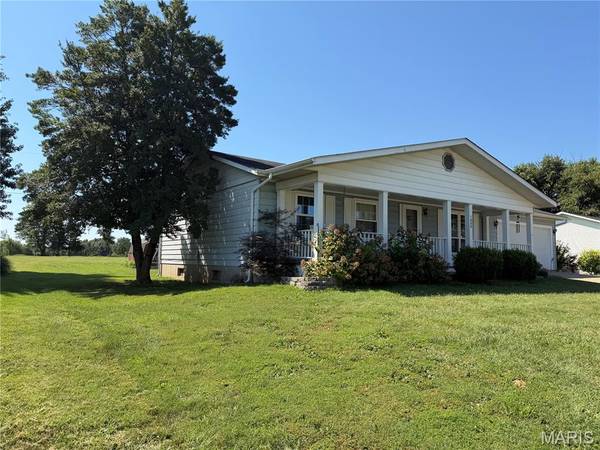 1806 Southridge LN, Owensville, MO 65066