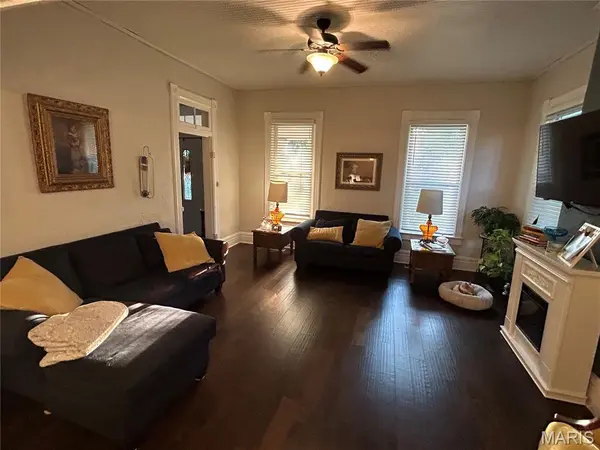 320 N A ST, Farmington, MO 63640