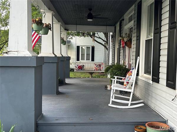 320 N A ST, Farmington, MO 63640