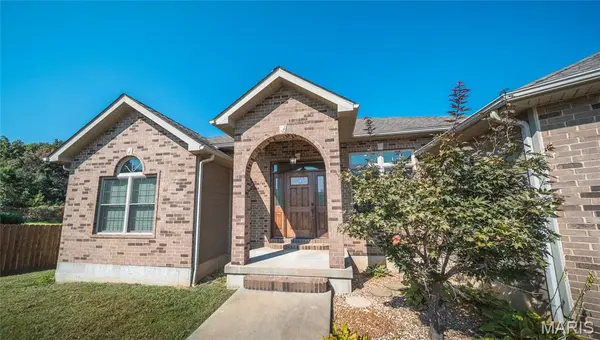 1203 Aster CT, St James, MO 65559