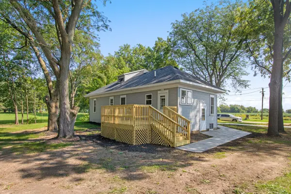 1353 Steward RD, Steward, IL 60553