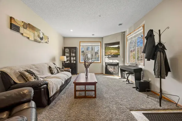 4645 Blaine AVE #1104, Inver Grove Heights, MN 55076