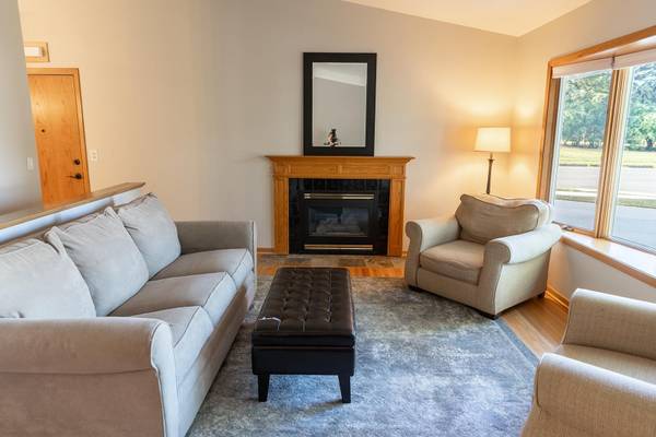 801 Continental DR, New Brighton, MN 55112