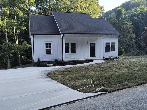 440 Hotwater Road, Soddy Daisy, TN 37379