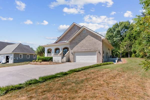 153 Oonoga Way, Loudon, TN 37774