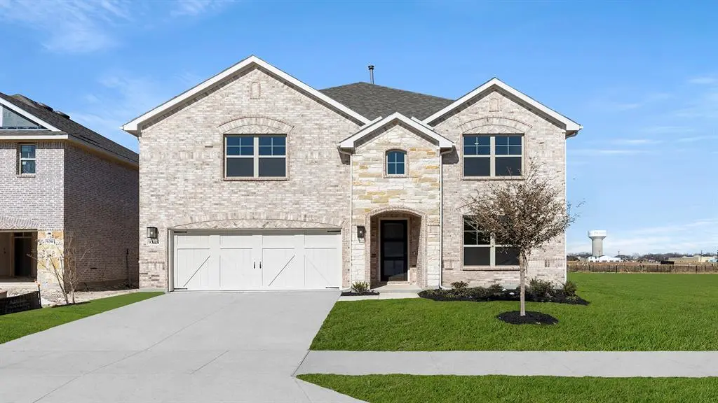 767 Embrace Court, Lavon, TX 75166