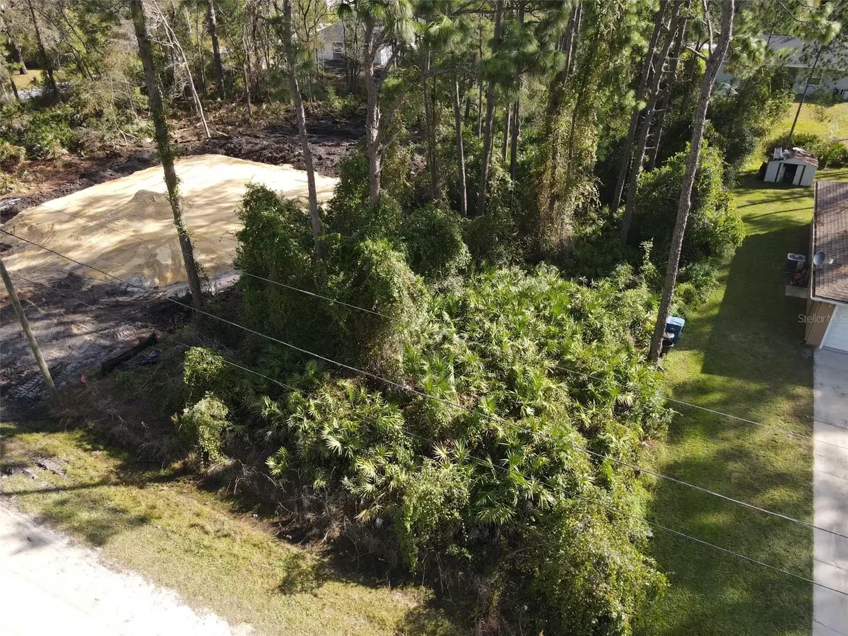 1765 9TH AVE, Deland, FL 32724