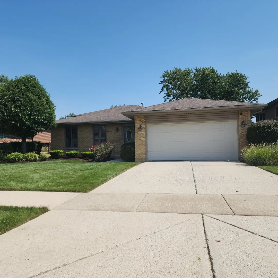 16931 82nd AVE, Tinley Park, IL 60477