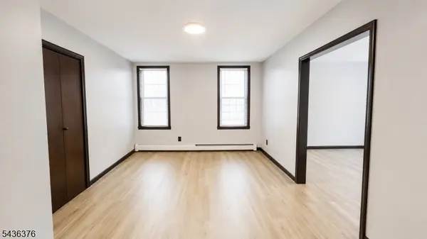 531 3Rd Ave #2, Elizabeth City, NJ 07202