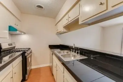 610 W 51st ST #103, Austin, TX 78751