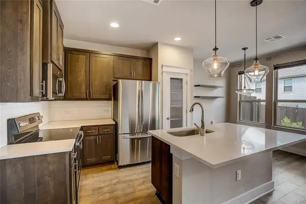 13501 Metric BLVD #40, Austin, TX 78727