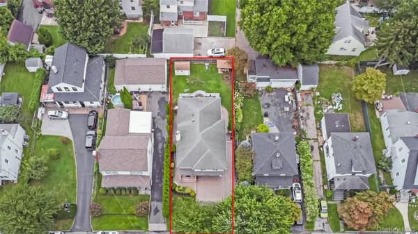 34 Nassau AVE, Glen Cove, NY 11542
