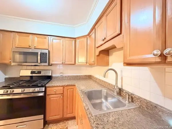 47 Ruth CT, Middletown, NY 10940