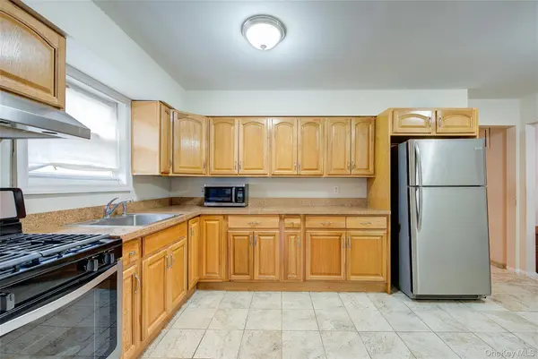 146-20 28th AVE, Whitestone, NY 11357
