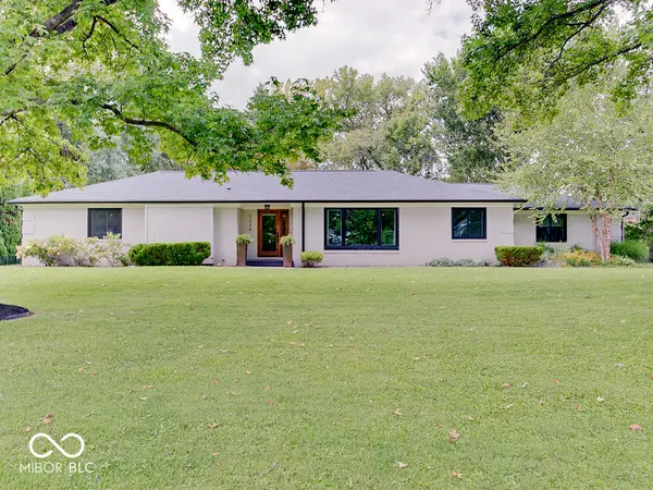 5230 Shorewood DR, Indianapolis, IN 46220