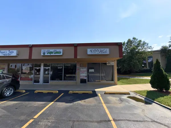 5817 St Charles RD, Berkeley, IL 60163