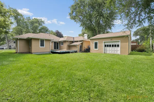 7304 Hiawatha DR, Wonder Lake, IL 60097