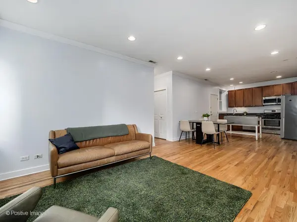 1430 N Maplewood AVE #201, Chicago, IL 60622