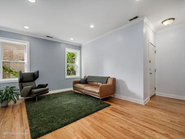 1430 N Maplewood AVE #201, Chicago, IL 60622