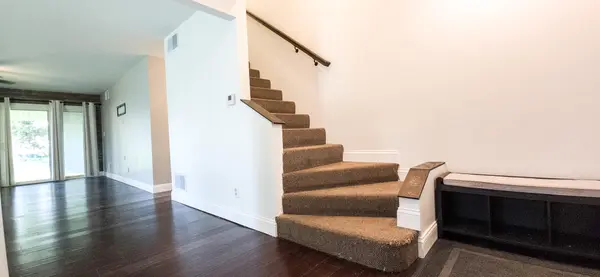 1473 Happy Valley RD, Crown Point, IN 46307