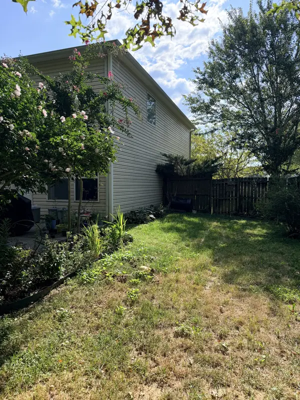 2769 Sutherland Dr, Thompsons Station, TN 37179