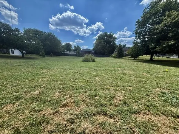 Lot 7 Strawberry CT, Nixa, MO 65714