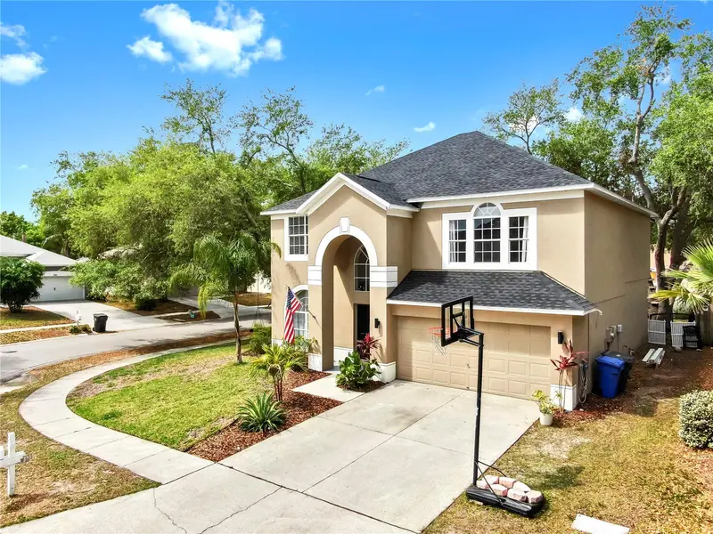 934 GRAND CANYON DR, Valrico, FL 33594