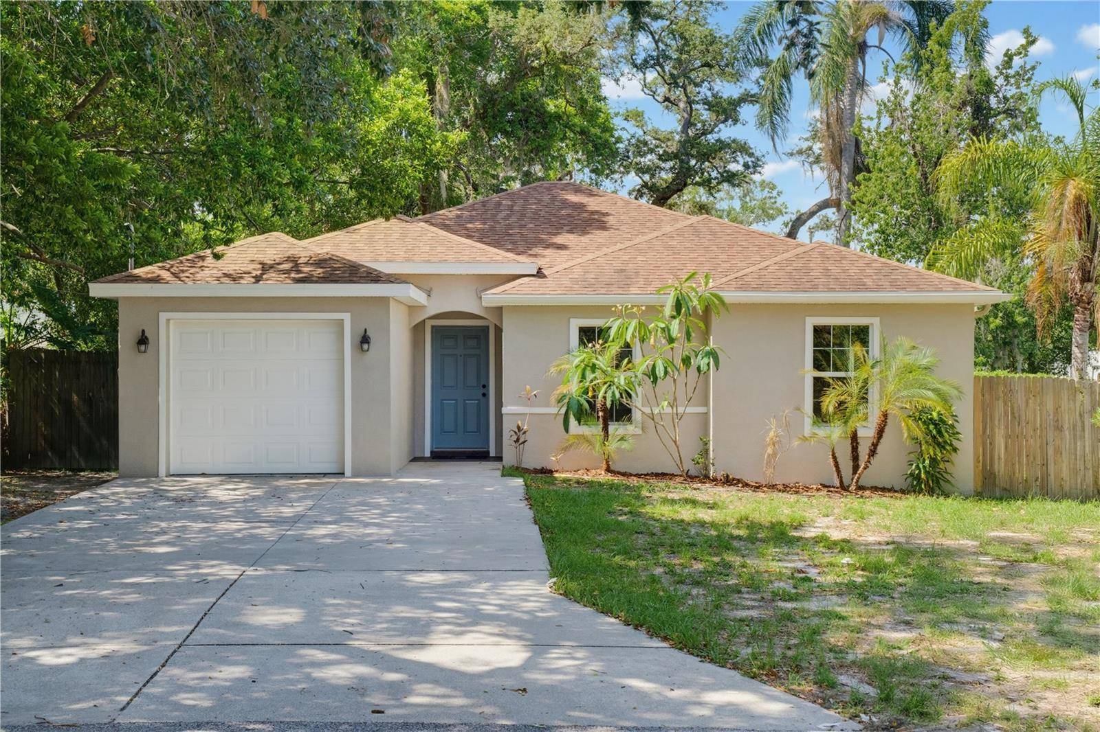 2107 W CLIFTON ST, Tampa, FL 33603
