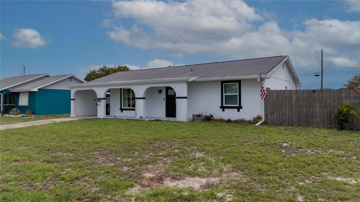821 SILVER SPRINGS TER NW, Port Charlotte, FL 33948