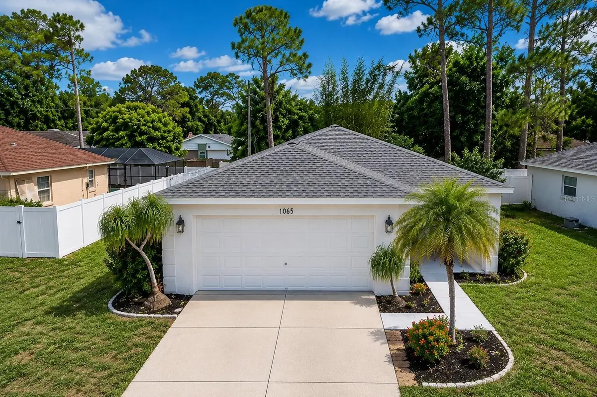 1065 LEWIS AVE, Sarasota, FL 34237