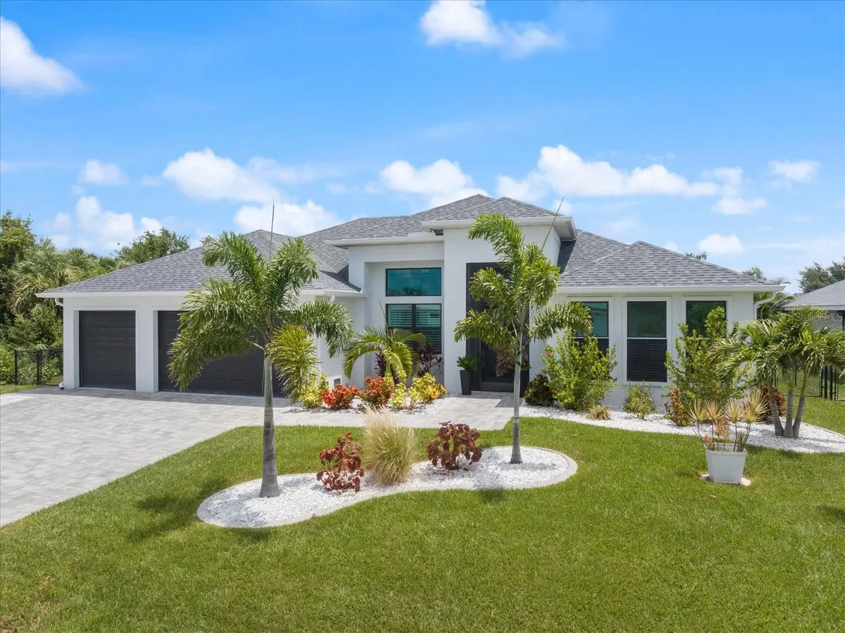 9294 PANAMA CIR, Port Charlotte, FL 33981