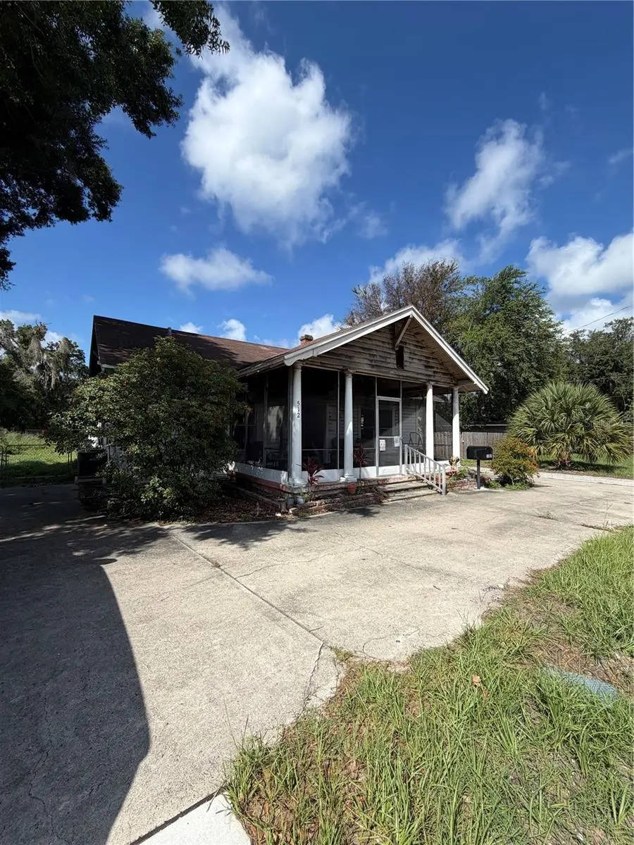 512 E HICKORY ST, Arcadia, FL 34266