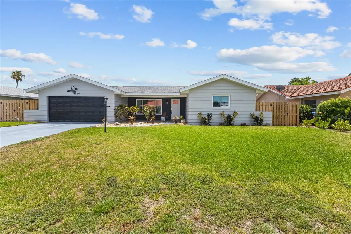 7307 14TH AVE W, Bradenton, FL 34209