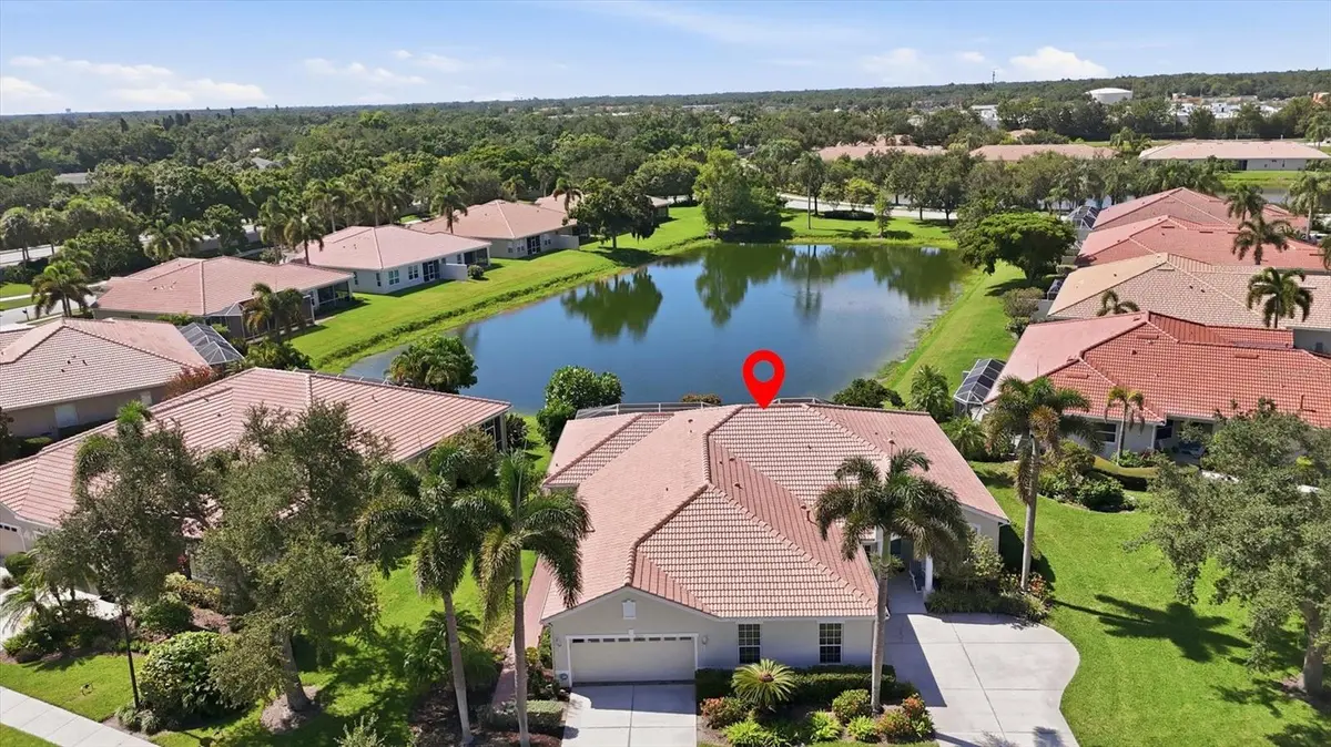 8050 VICTORIA FALLS CIR, Sarasota, FL 34243