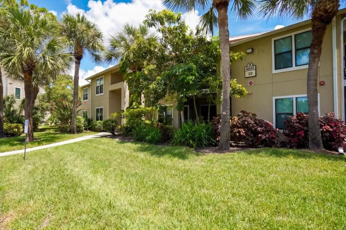 4045 CROCKERS LAKE BLVD #14, Sarasota, FL 34238