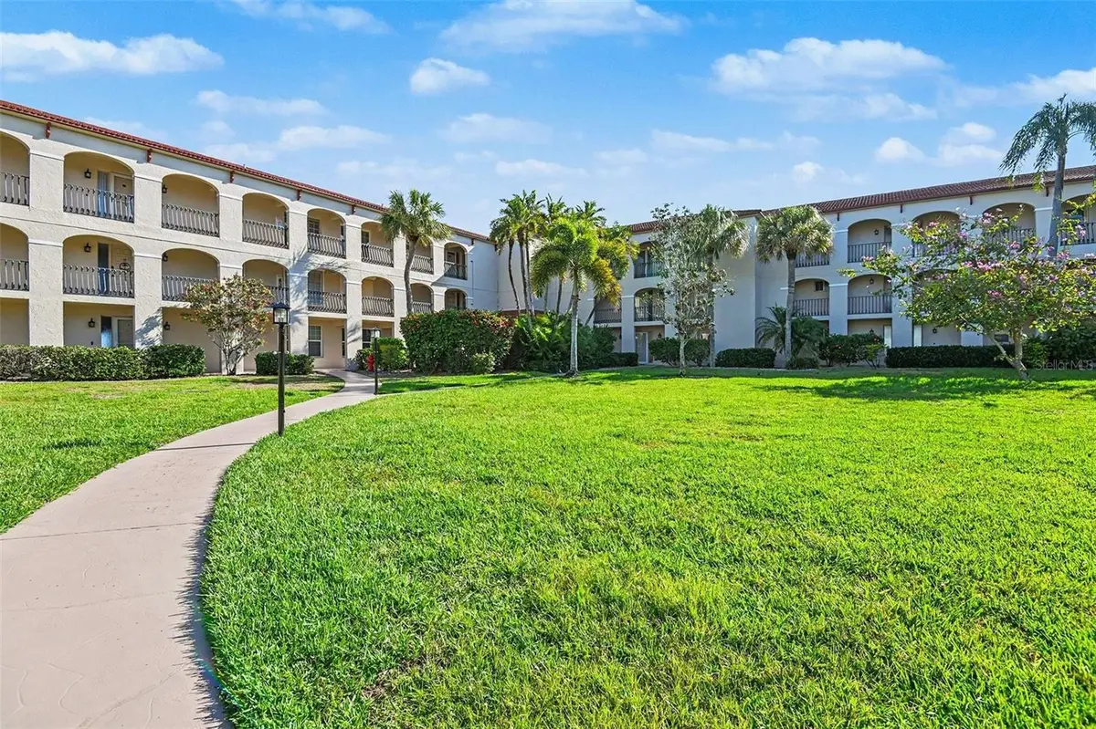 1 COLONY POINT DR #A7, Punta Gorda, FL 33950