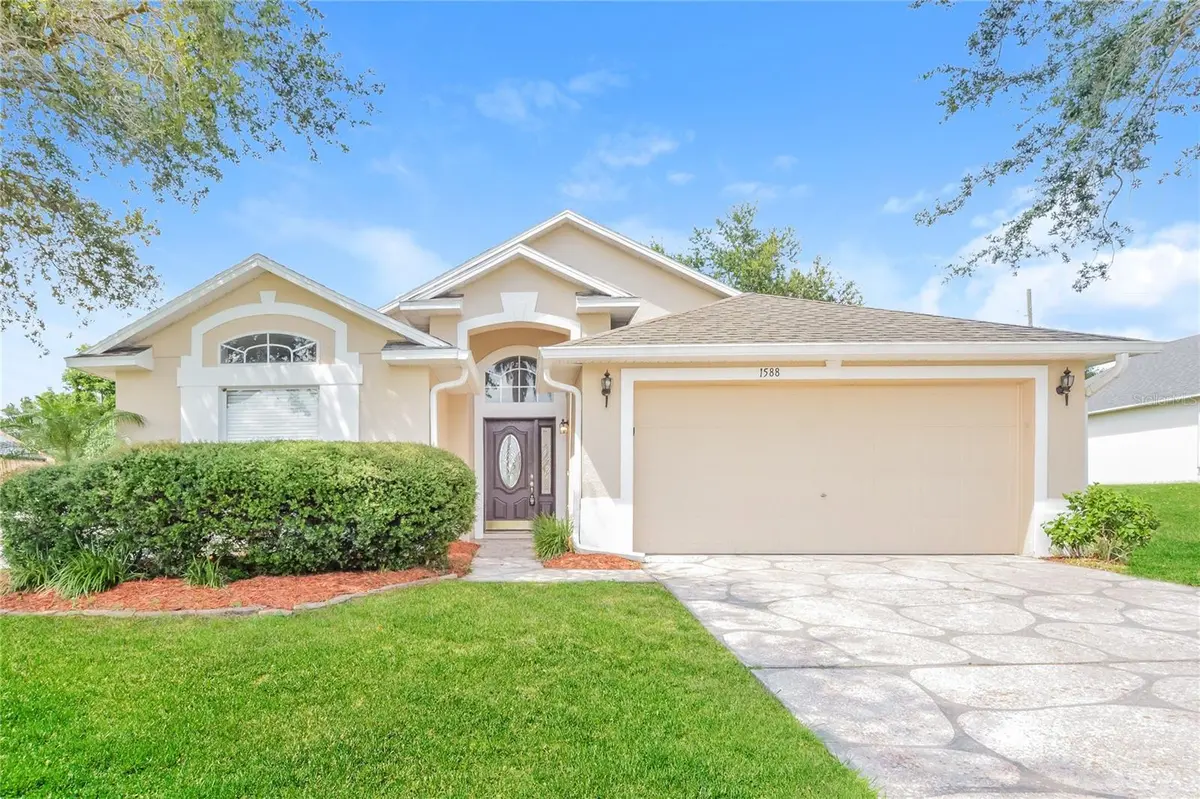 1588 SILHOUETTE DR, Clermont, FL 34711