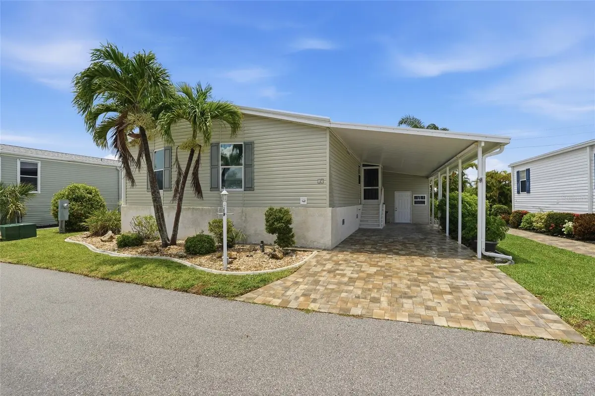 19 HOLLAND DR, Punta Gorda, FL 33950