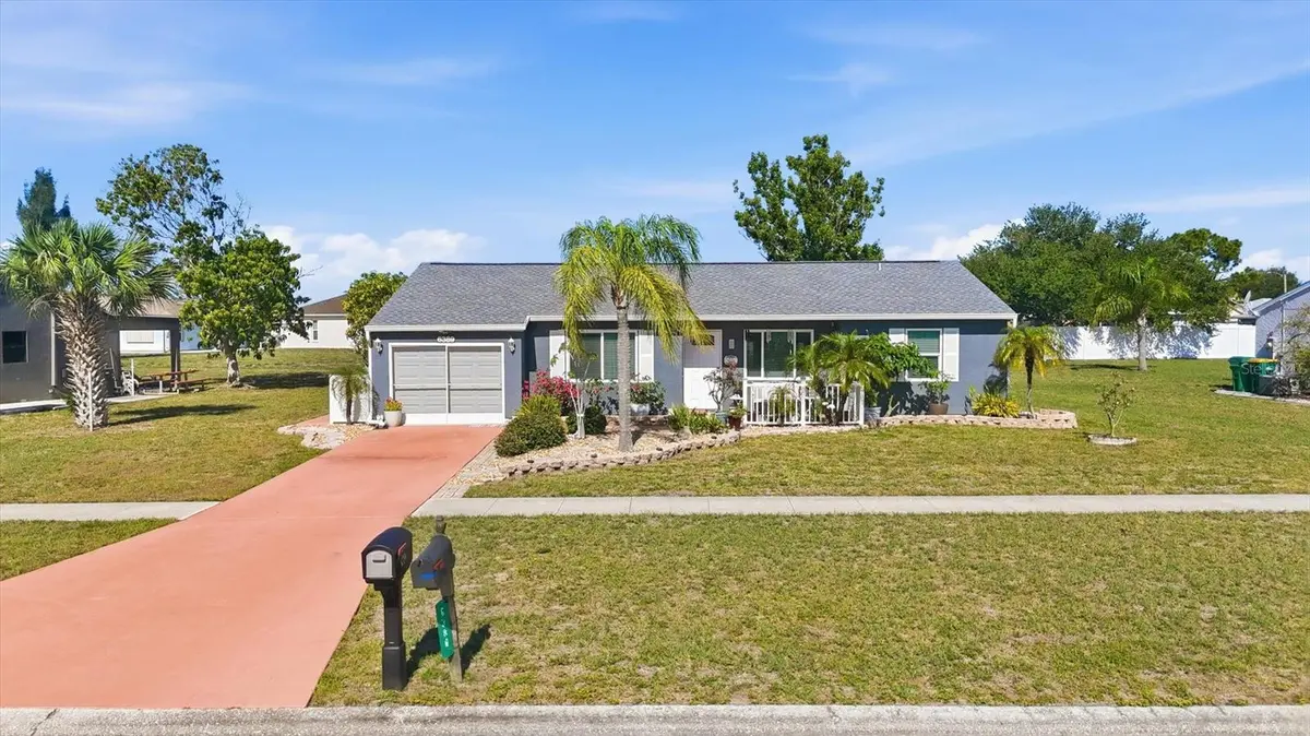 6389 COLISEUM BLVD, Port Charlotte, FL 33981