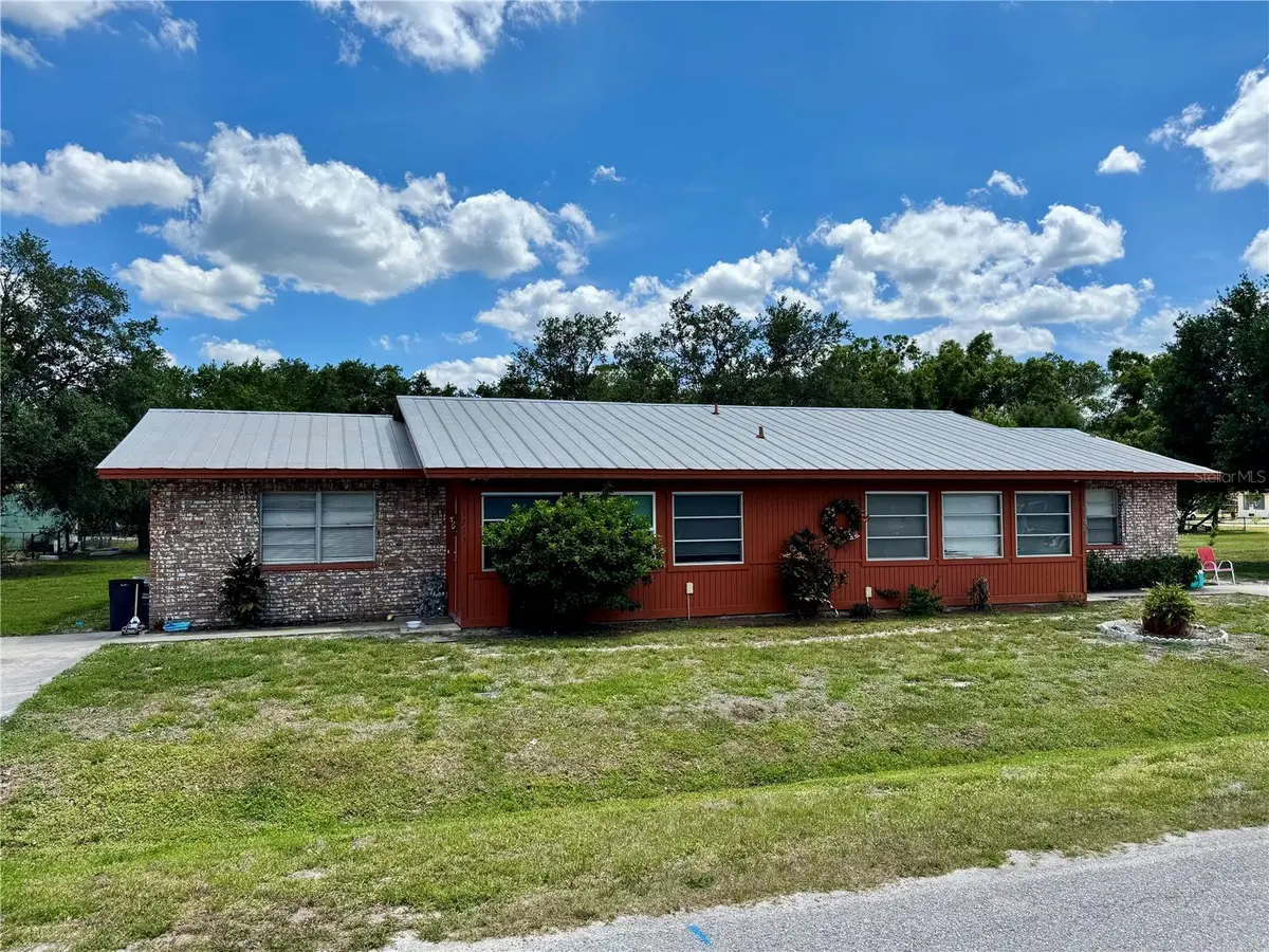 1713 & 1715 SE CHERRY DR DR SE, Arcadia, FL 34266