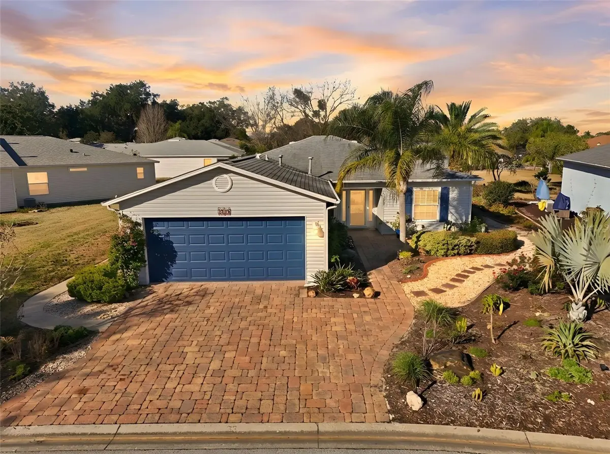 1145 MEADOWBEND DR, Leesburg, FL 34748