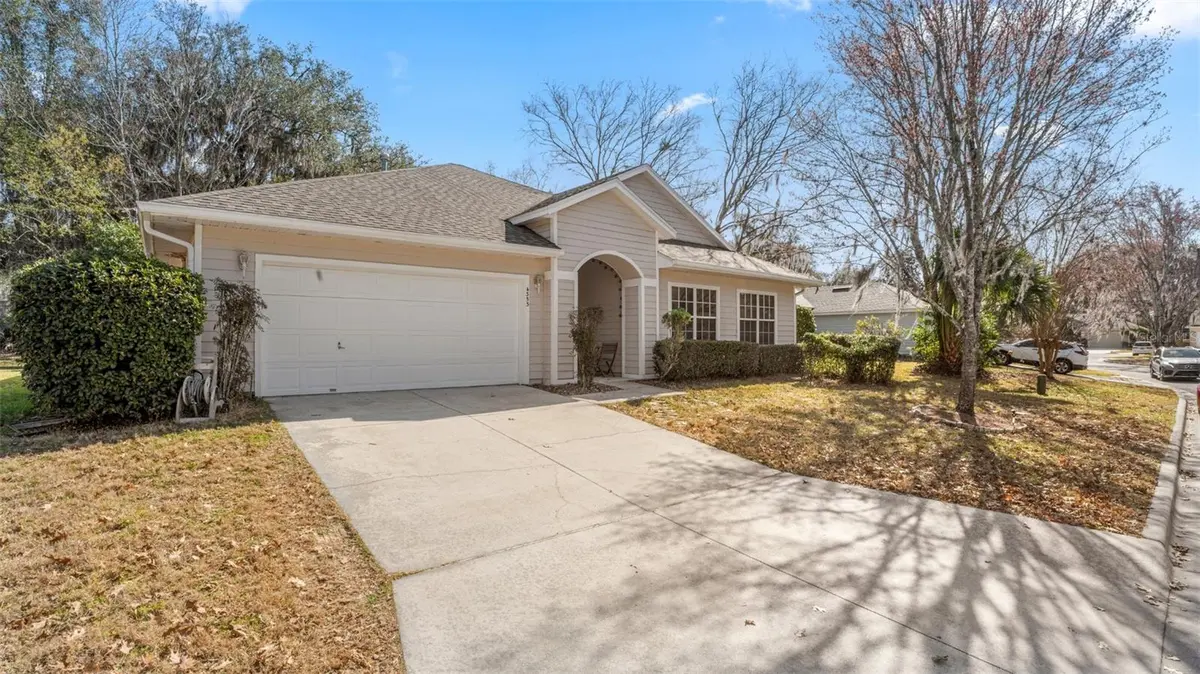 4353 NW 34 TER, Gainesville, FL 32605