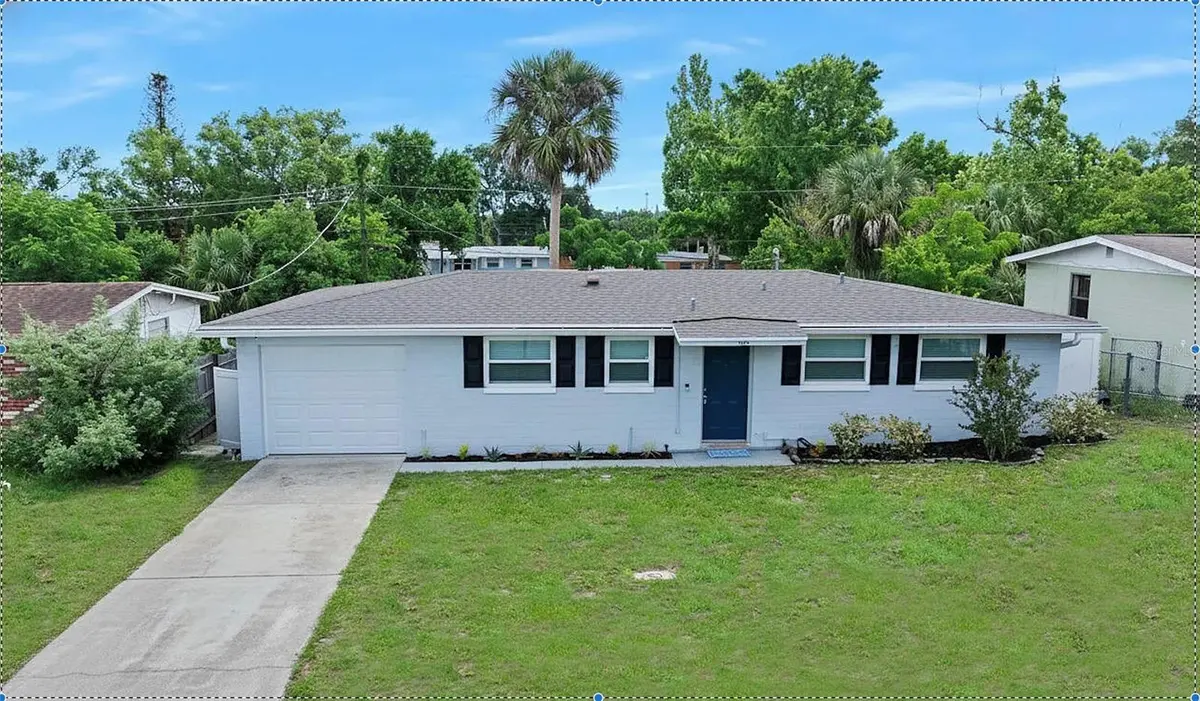 1045 CONTINENTAL DR, Daytona Beach, FL 32117