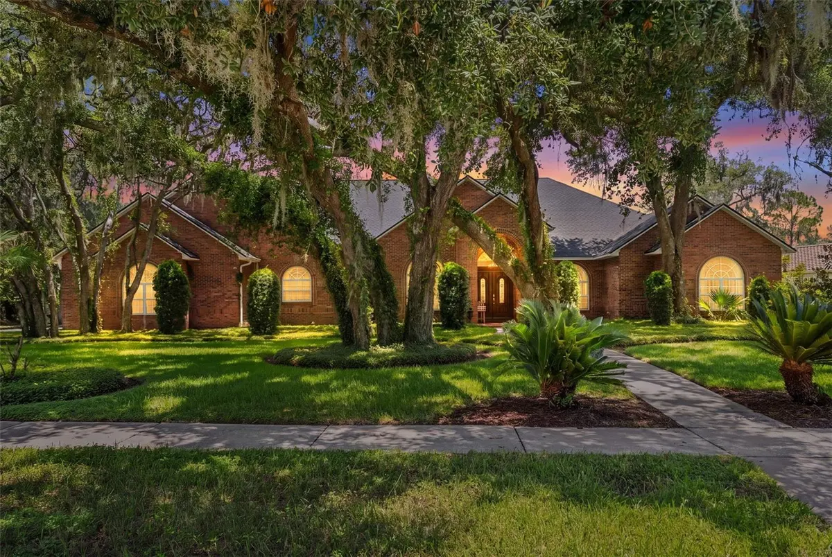 5804 THOREAU PL, Lithia, FL 33547