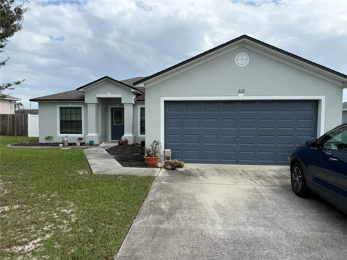 212 MAJESTIC GARDENS LN, Winter Haven, FL 33880