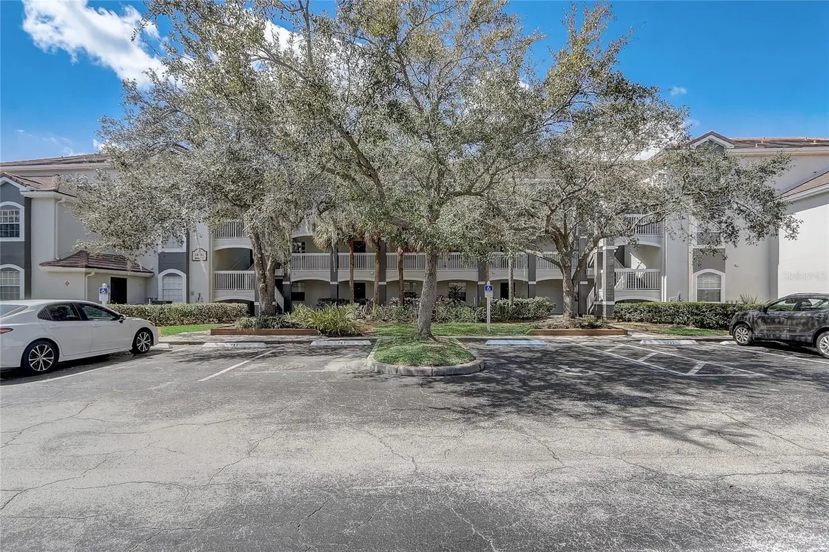 13941 FAIRWAY ISLAND DR #723, Orlando, FL 32837