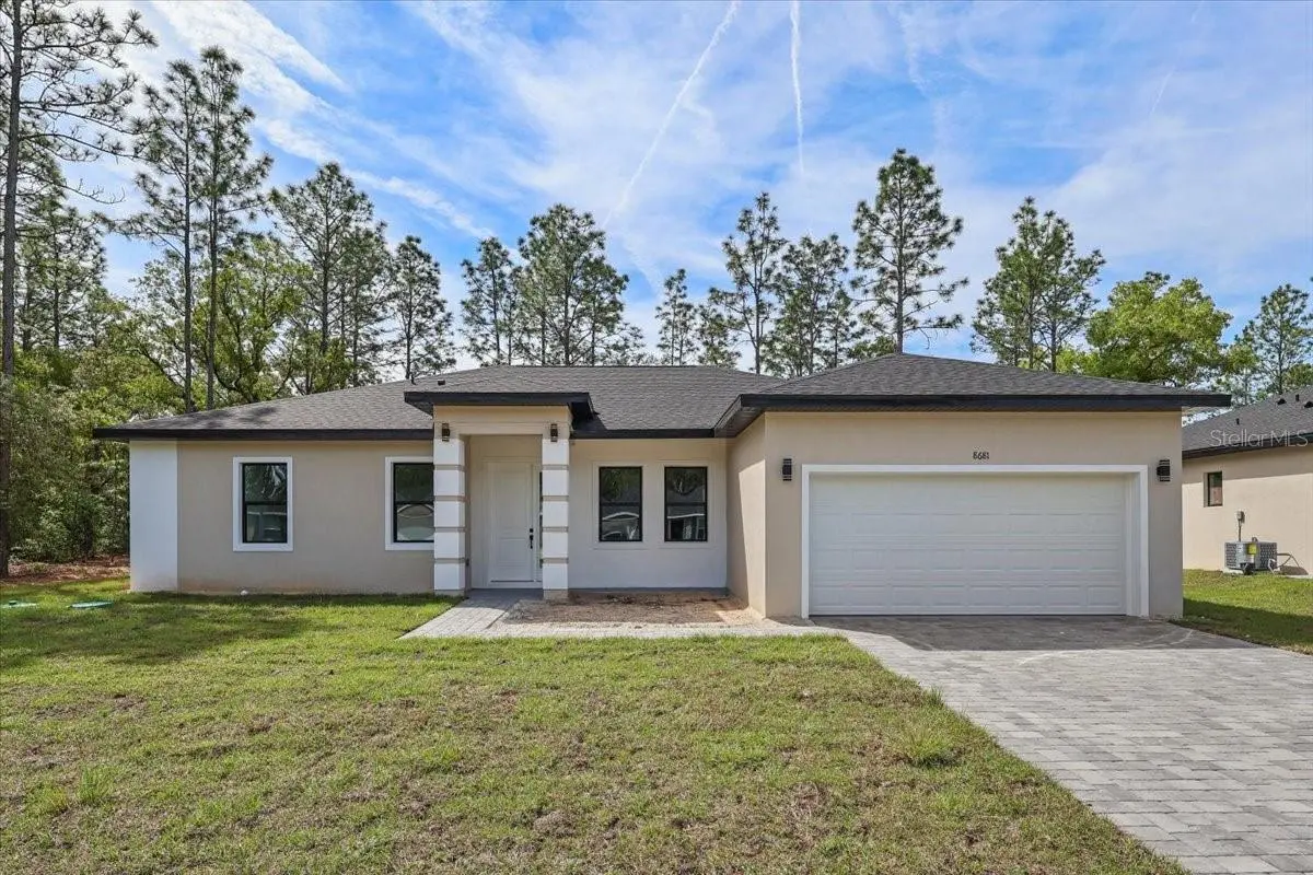 8681 N CIRCULAR WAY, Citrus Springs, FL 34434