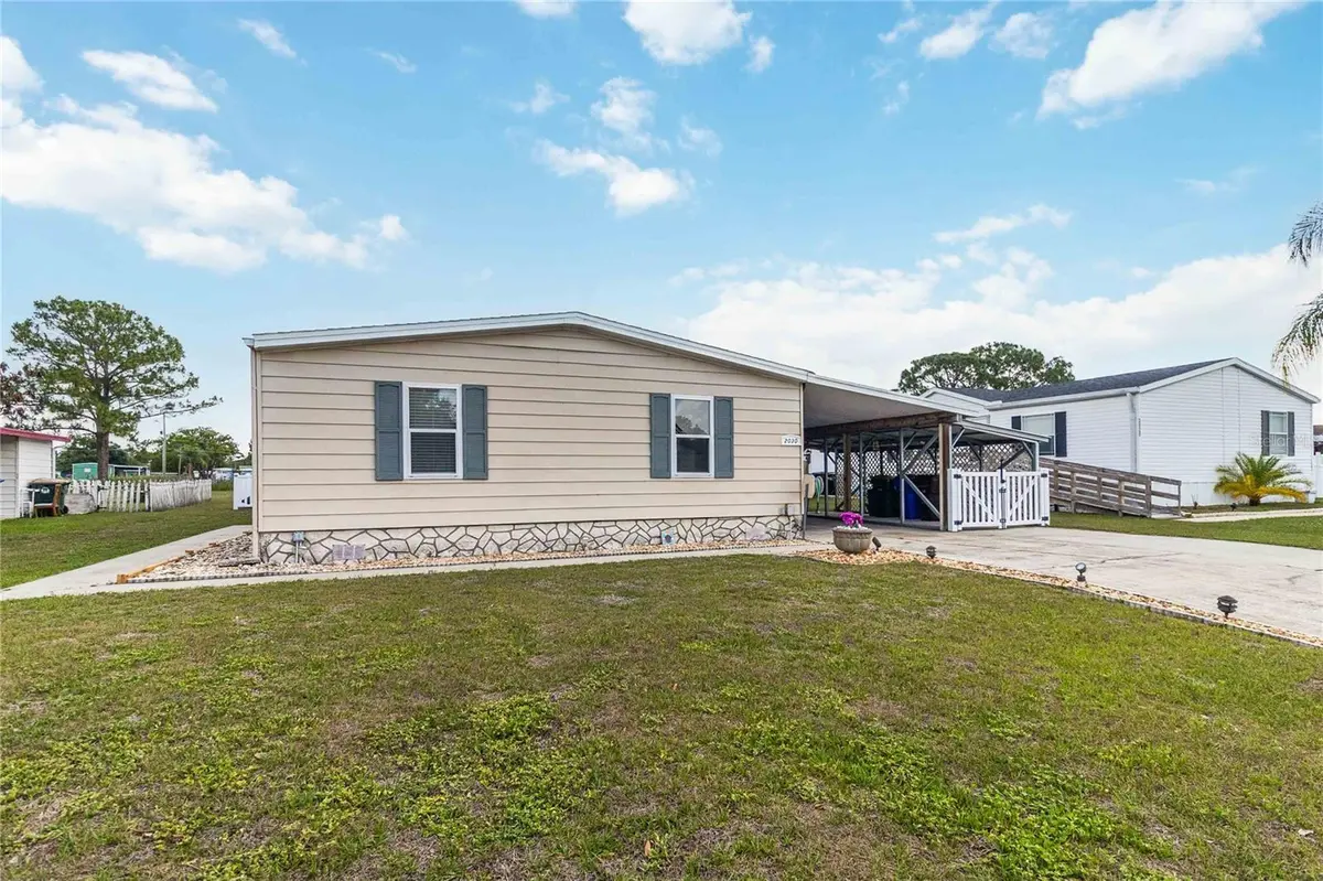 2030 CRYSTAL LN, St Cloud, FL 34769