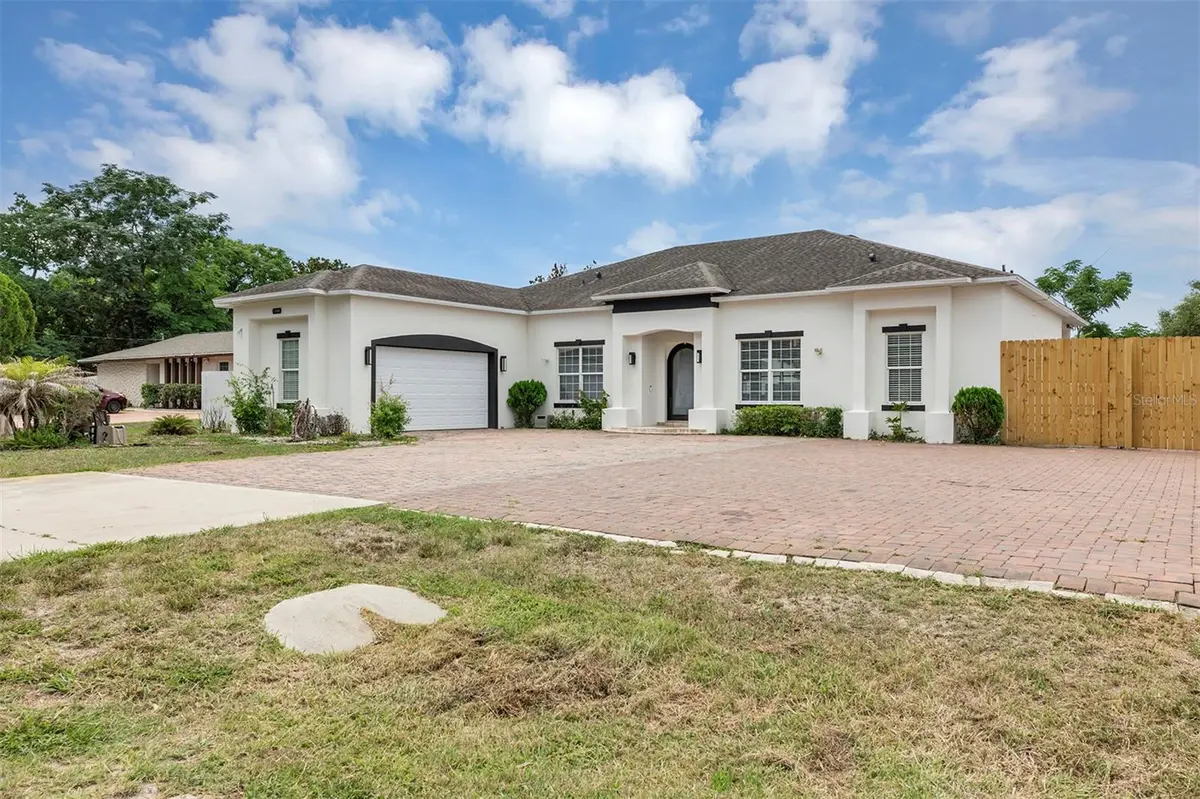 7906 NAPOLEON ST, Orlando, FL 32825